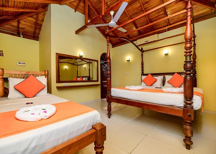Royal Beach Hotel & Restaurant